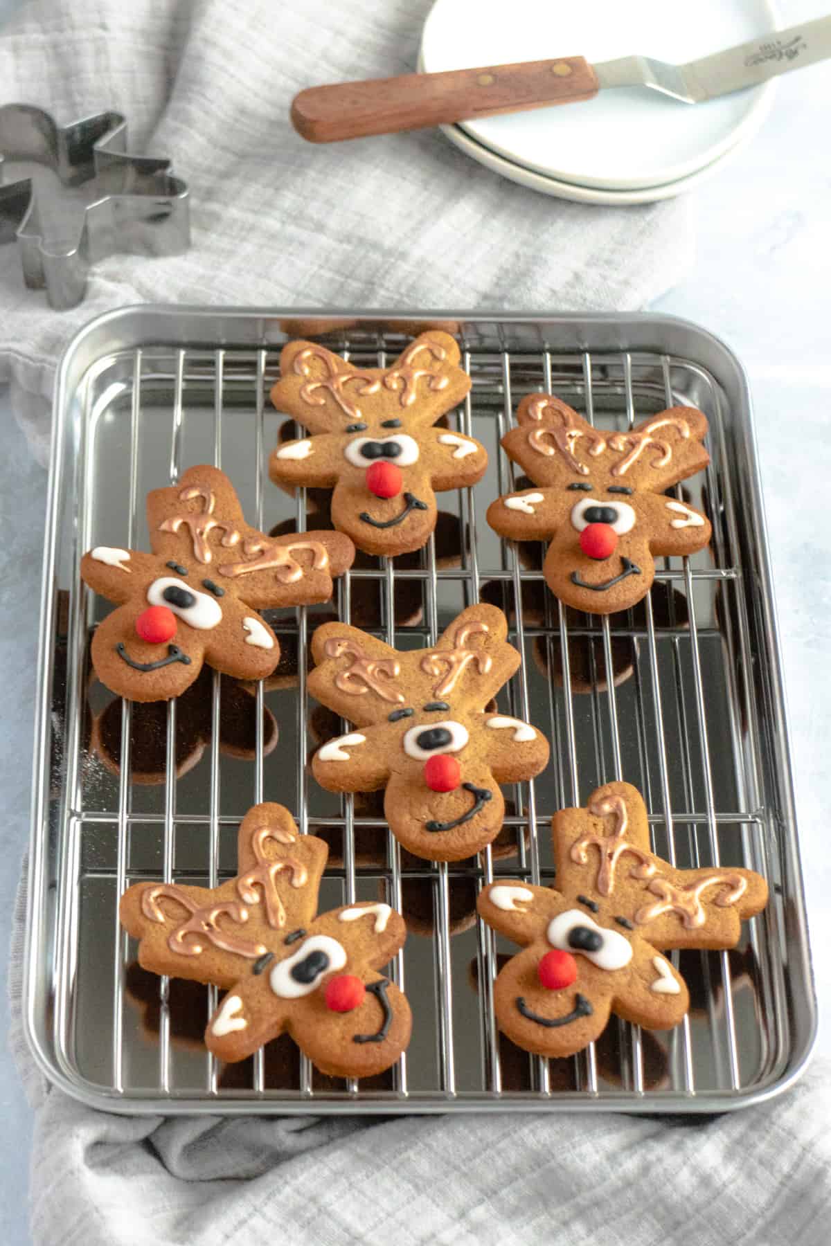 Gingerbread reindeer on a wire cooling rack