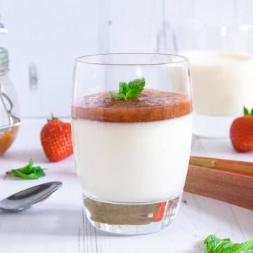 Rhubarb panna cotta - creamy vanilla bean topped with homemade rhubarb compote