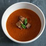 Discover delicious, addictive and easy to make recipes. There's cakes, bakes, sweet treats and the occasional savoury bite - check them out.