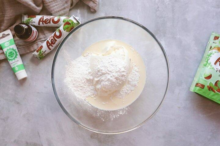 Icing sugar, cream cheese and double cream in a large bowl
