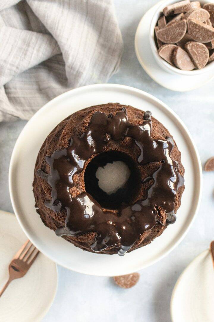 Chocolate glazed drizzled over a Bundt dessert