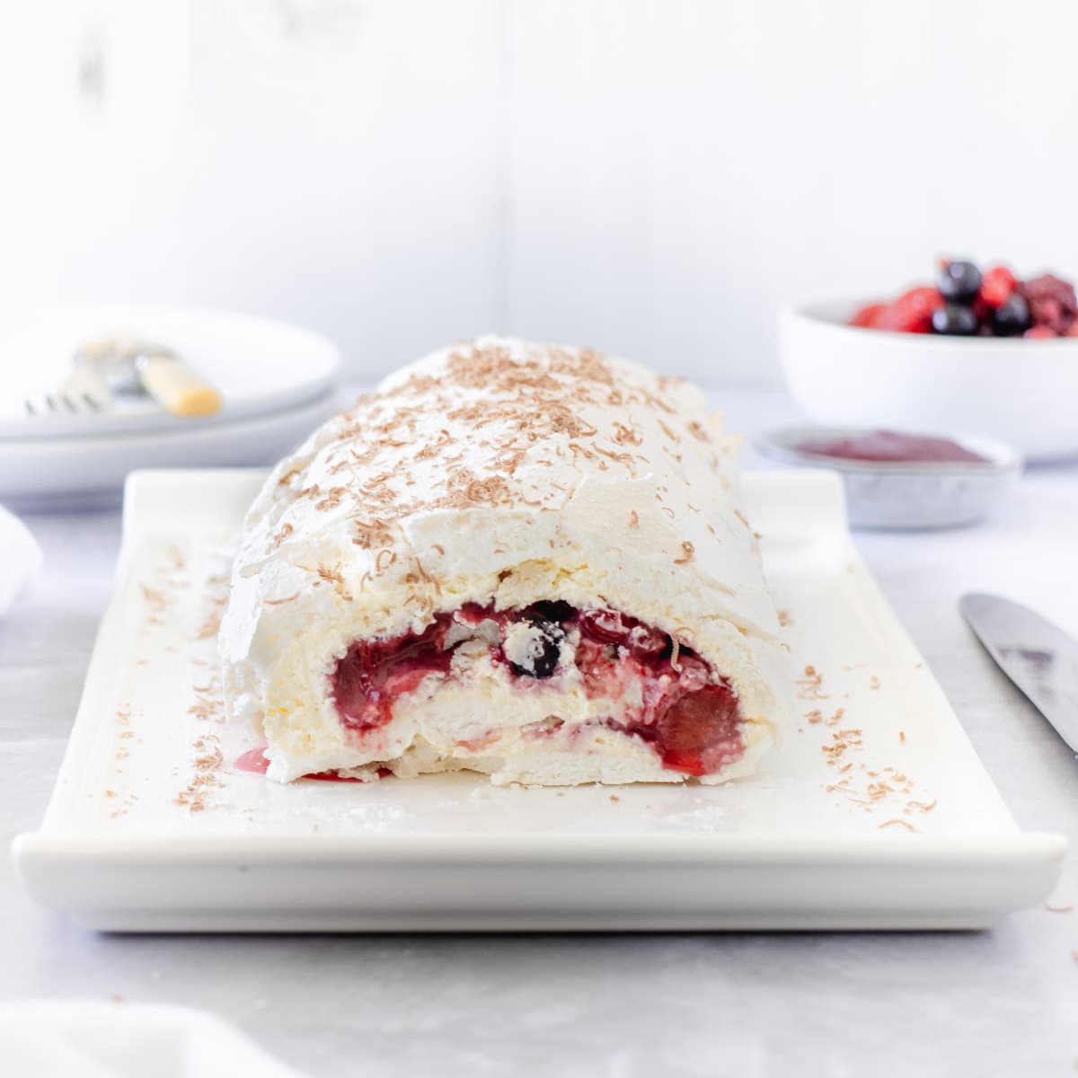 Summer Berry Meringue Roulade - Featured