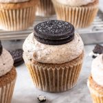 Oreo Cupcakes - Featured